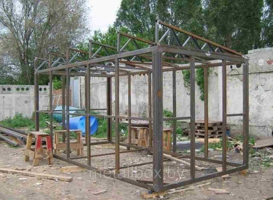 Металлический каркас для сарая
