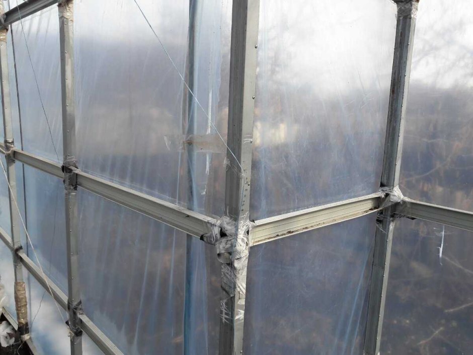 Теплица из профиля Кнауф