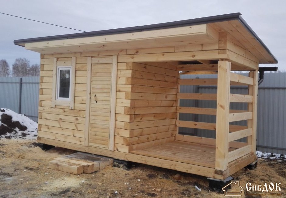 Баня из бруса 150х150 , с односкатной крышей , 4х4