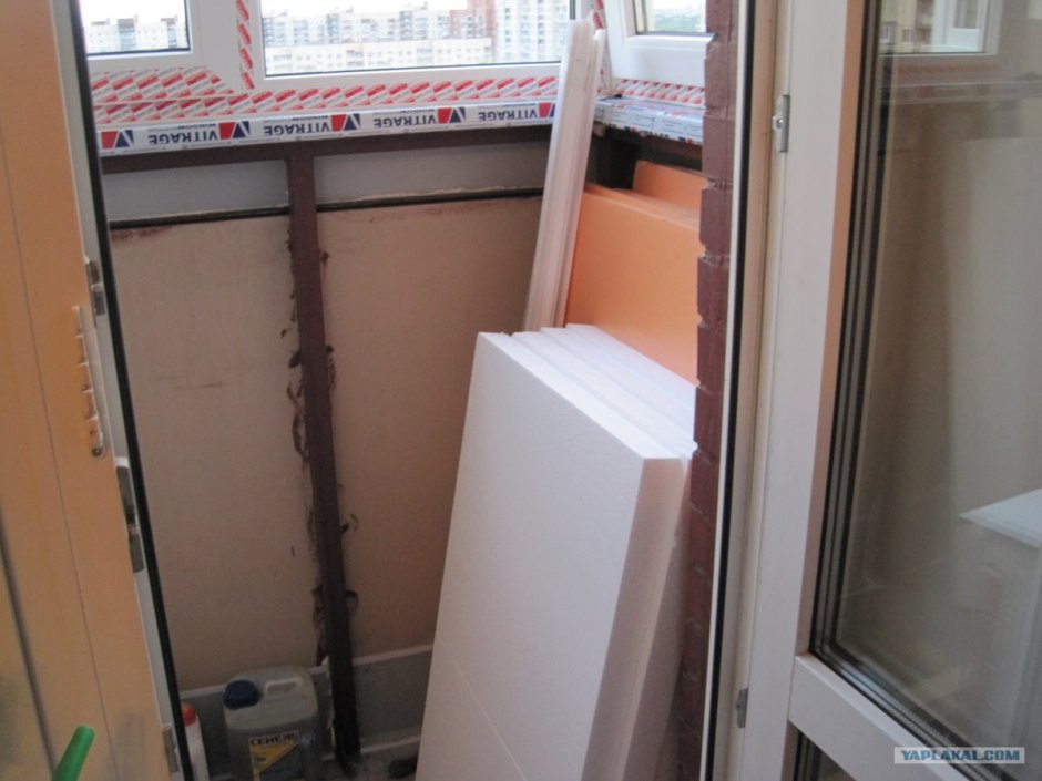 Утеплитель для дверей балкона