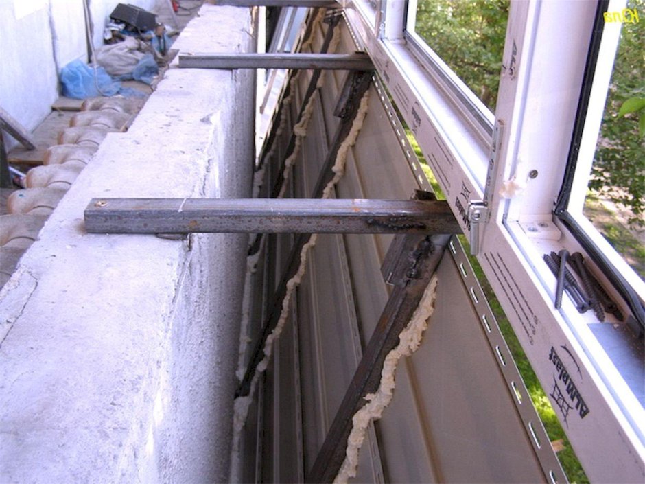 Крепление стеклопакетов балкон