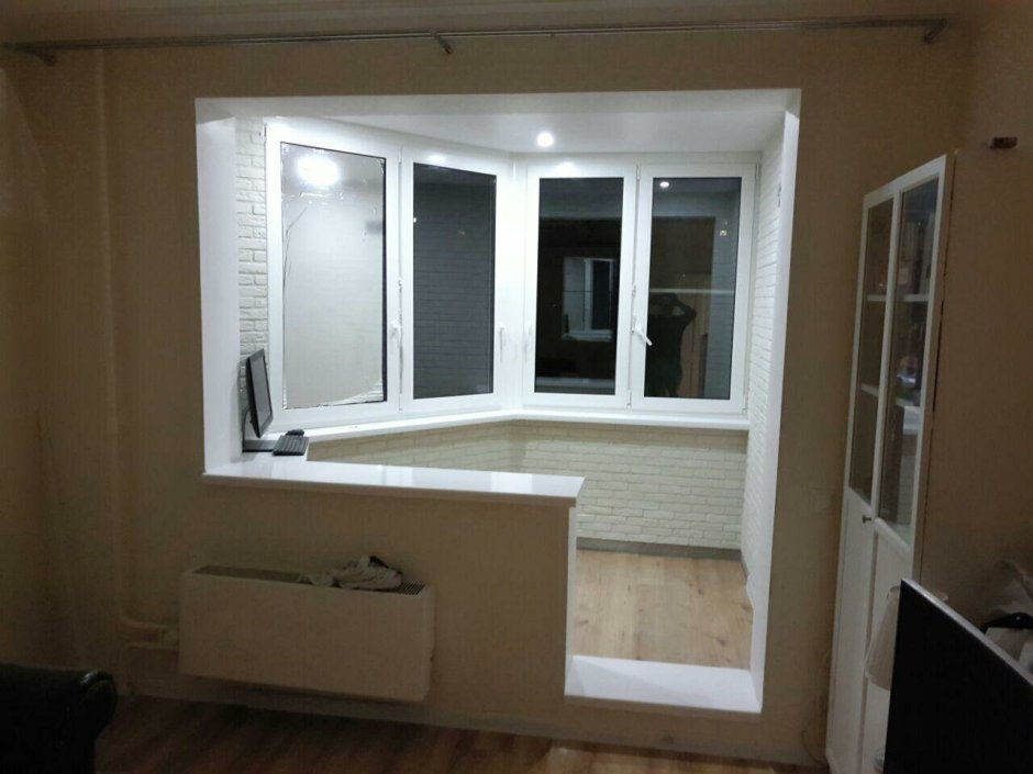 Отделка оконного проёма на балконах