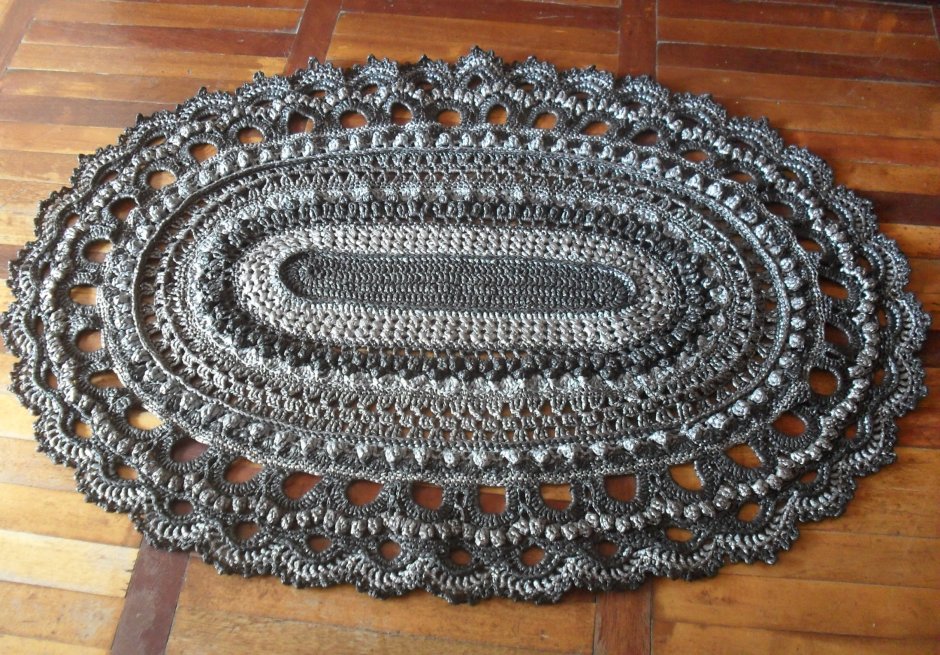 Коврик из мусорных пакетов