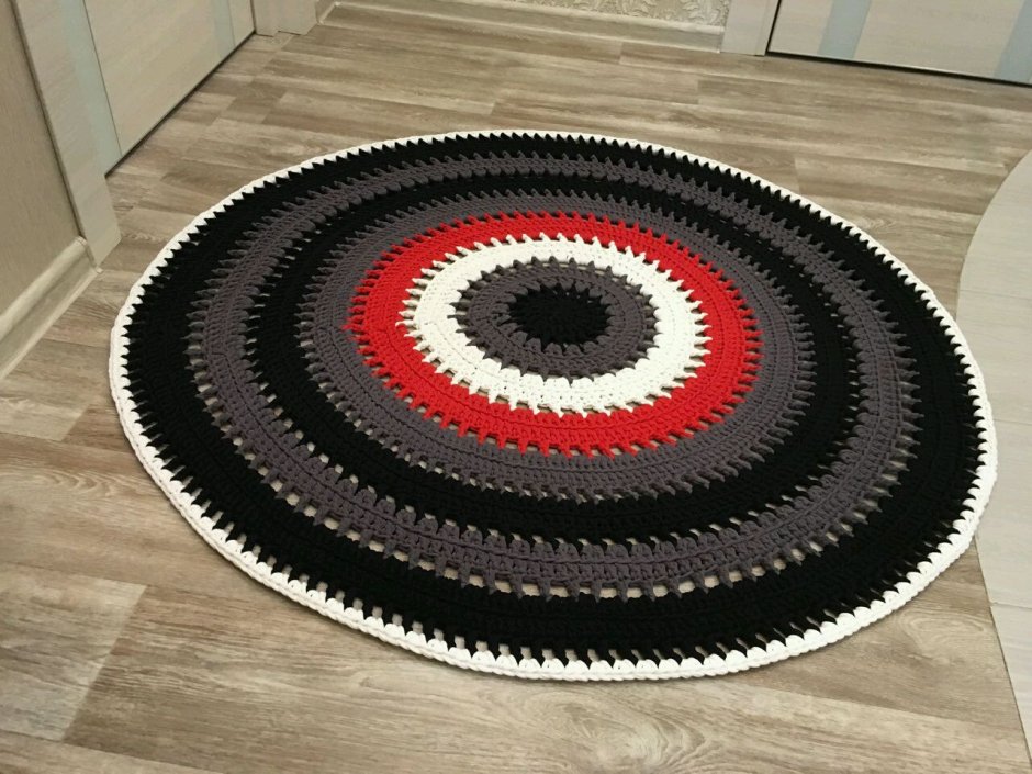 Вязаные коврики