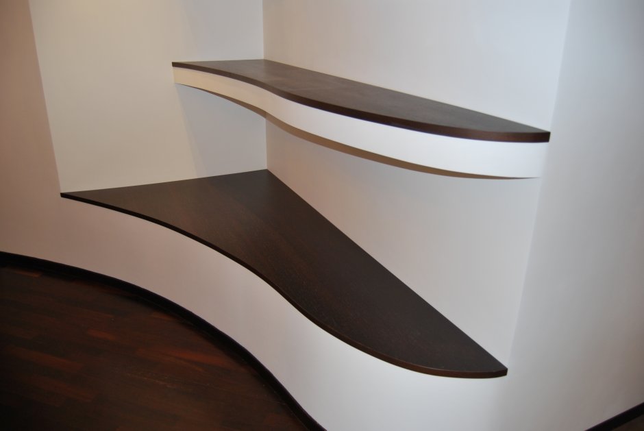 Изготовление на заказ полок из дерева в Нижневартовске